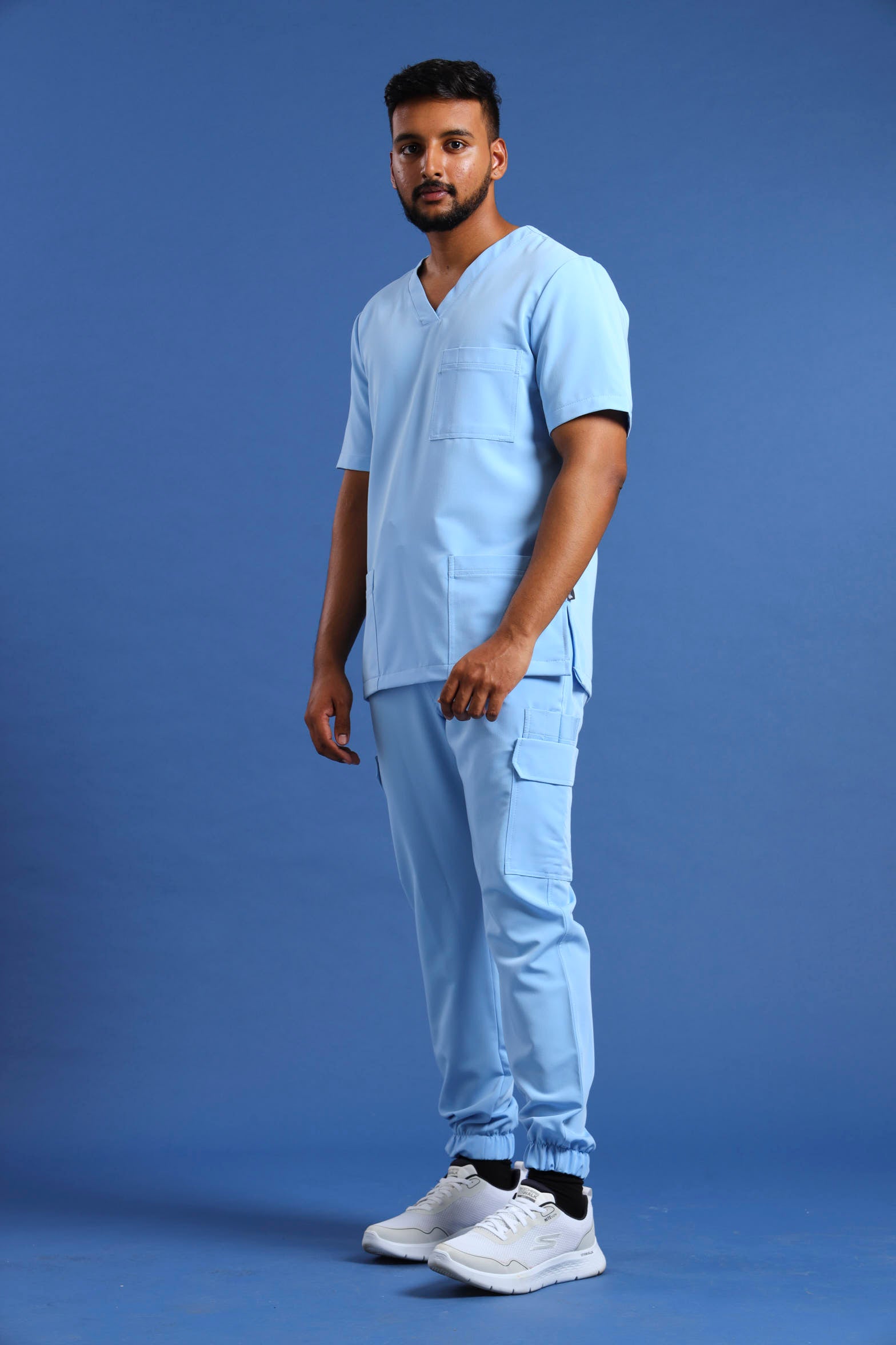 THE LUX MENS V-NECK TOP - Greens Medi Scrubs South Africa - Premium Medical Uniforms & Apparel - Delivery Across SA