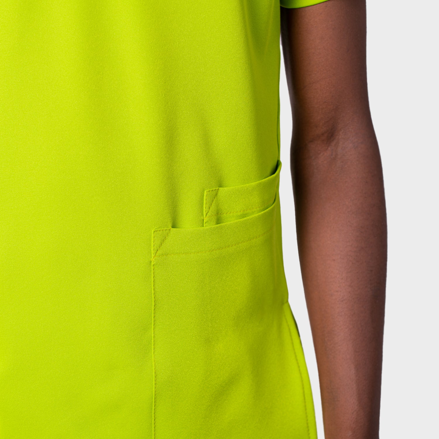 MENS ACTIVE X SLIM TOP - Greens Medi Scrubs South Africa - Premium Medical Uniforms & Apparel - Delivery Across SA