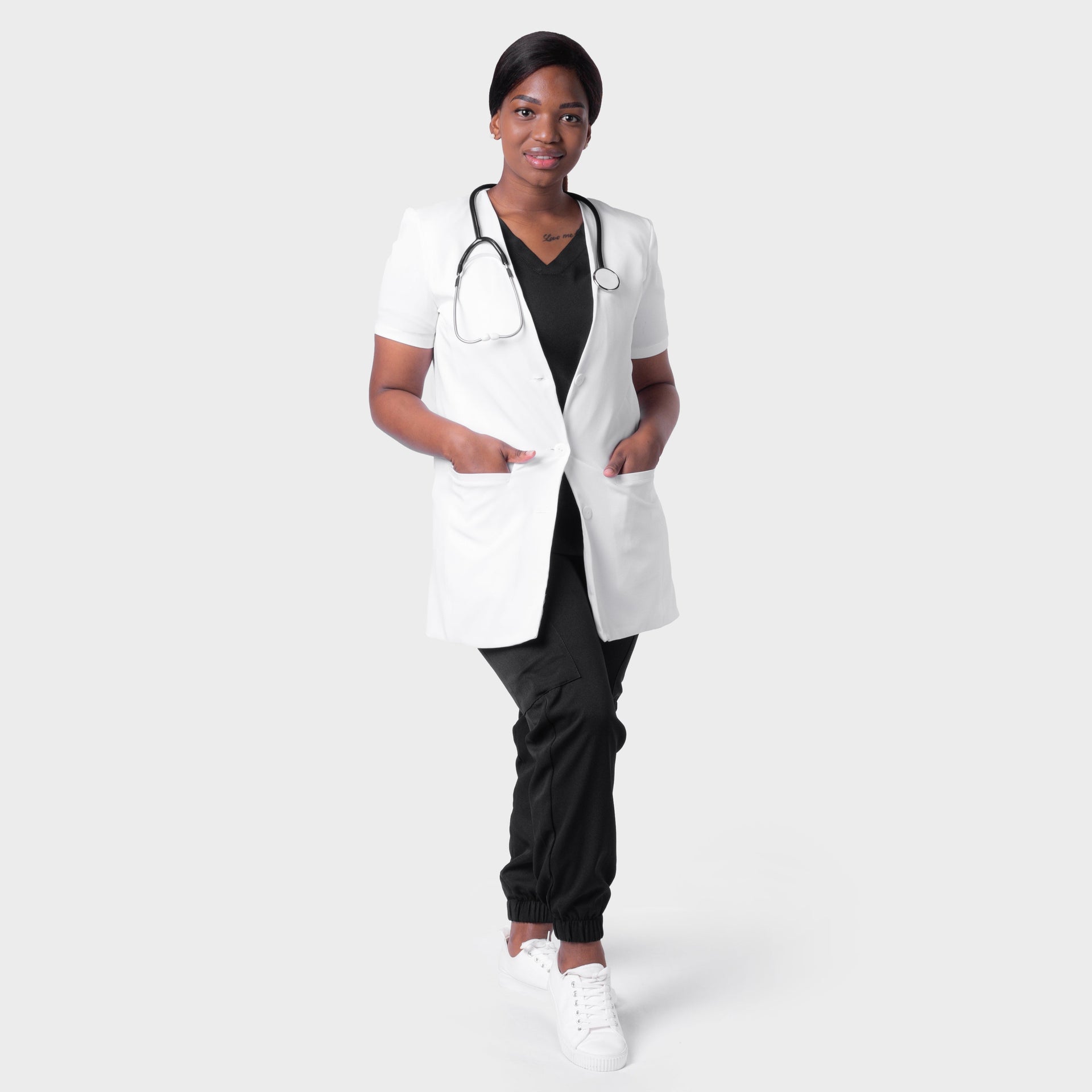 LADIES SHORTSLEEVE COLLARLESS LUXE LAB COAT