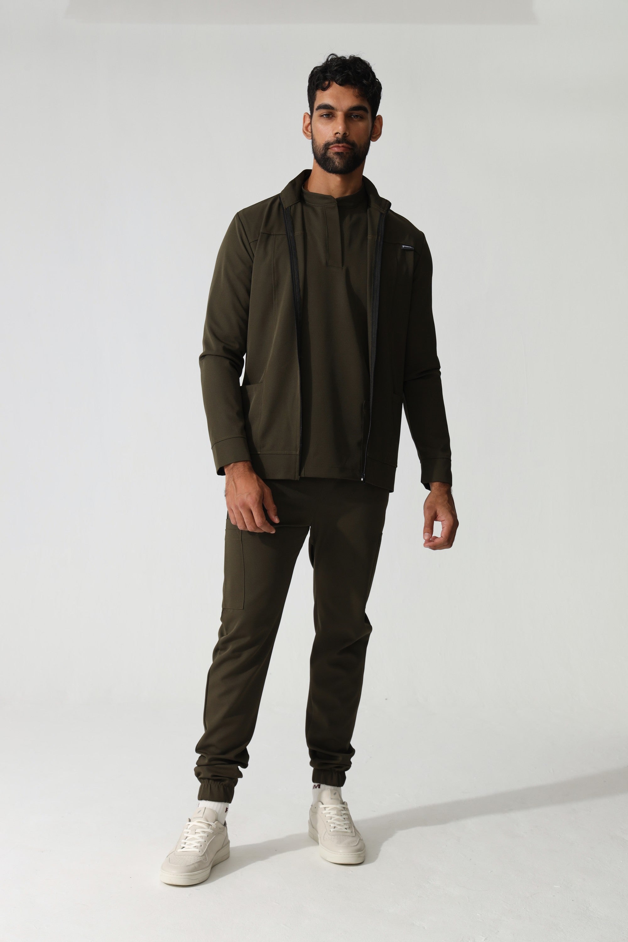 THE MENS MANDARIN LONGSLEEVE TOP - Greens Medi Scrubs South Africa - Premium Medical Uniforms & Apparel - Delivery Across SA 
