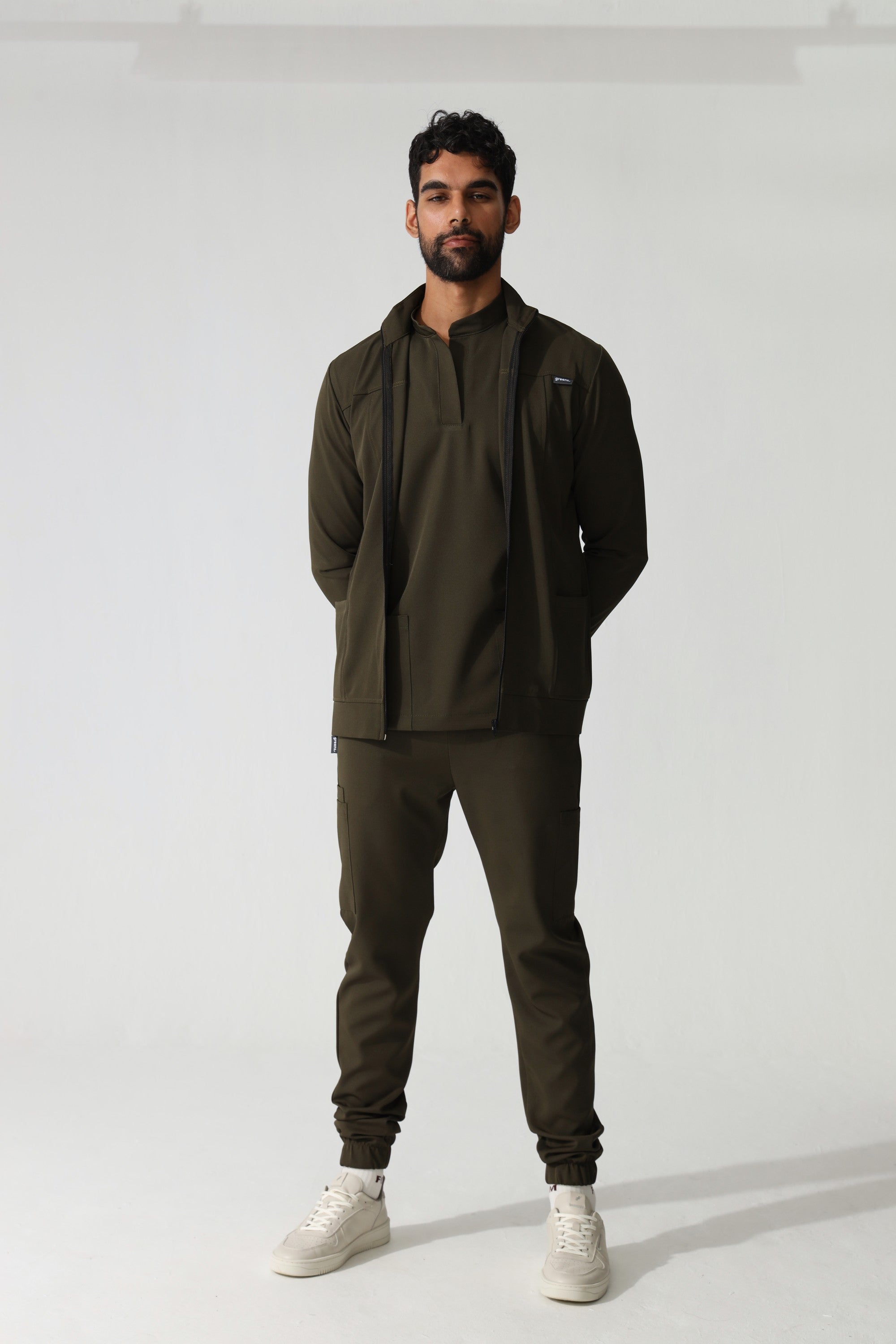 THE MENS MANDARIN LONGSLEEVE TOP - Greens Medi Scrubs South Africa - Premium Medical Uniforms & Apparel - Delivery Across SA 