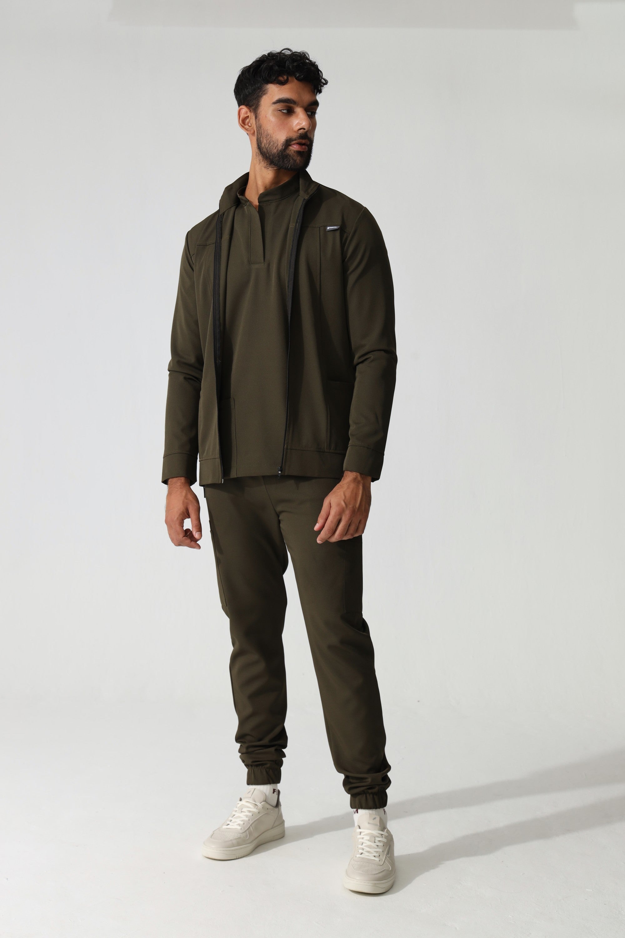 THE MENS MANDARIN LONGSLEEVE TOP - Greens Medi Scrubs South Africa - Premium Medical Uniforms & Apparel - Delivery Across SA 