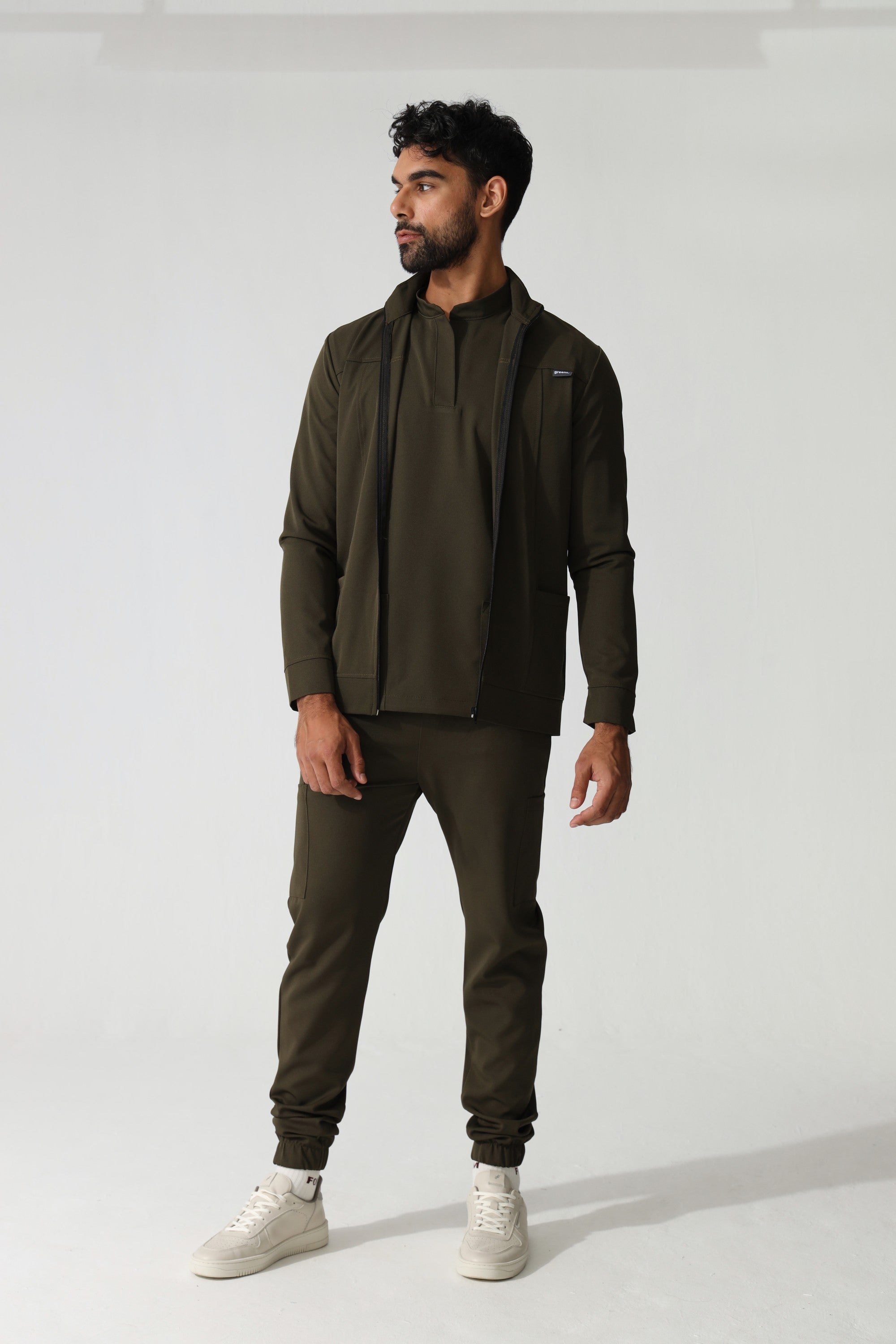 THE MENS MANDARIN LONGSLEEVE TOP - Greens Medi Scrubs South Africa - Premium Medical Uniforms & Apparel - Delivery Across SA 