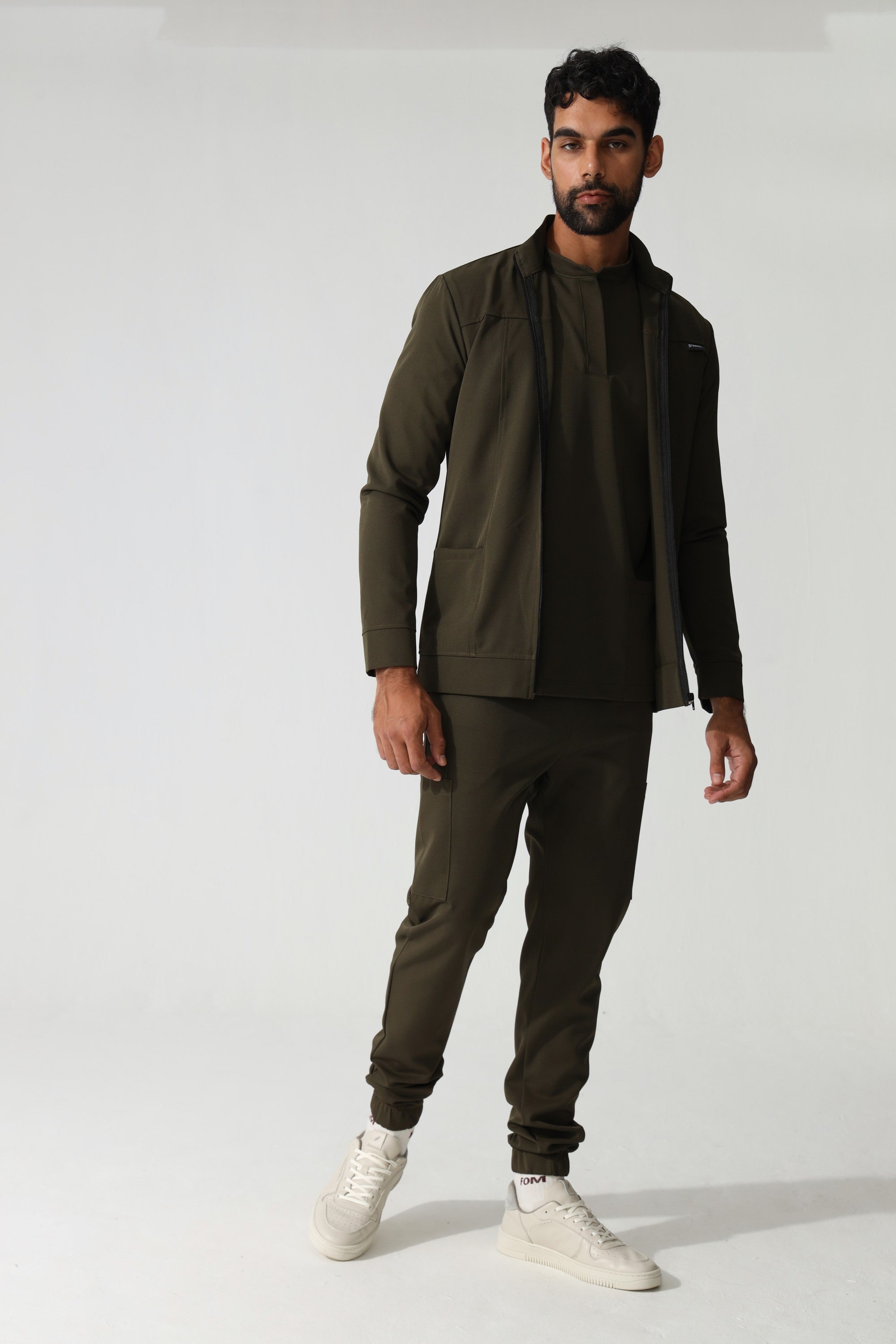 THE MENS X-SLIM JOGGER PANTS - Greens Medi Scrubs South Africa - Premium Medical Uniforms & Apparel - Delivery Across SA 