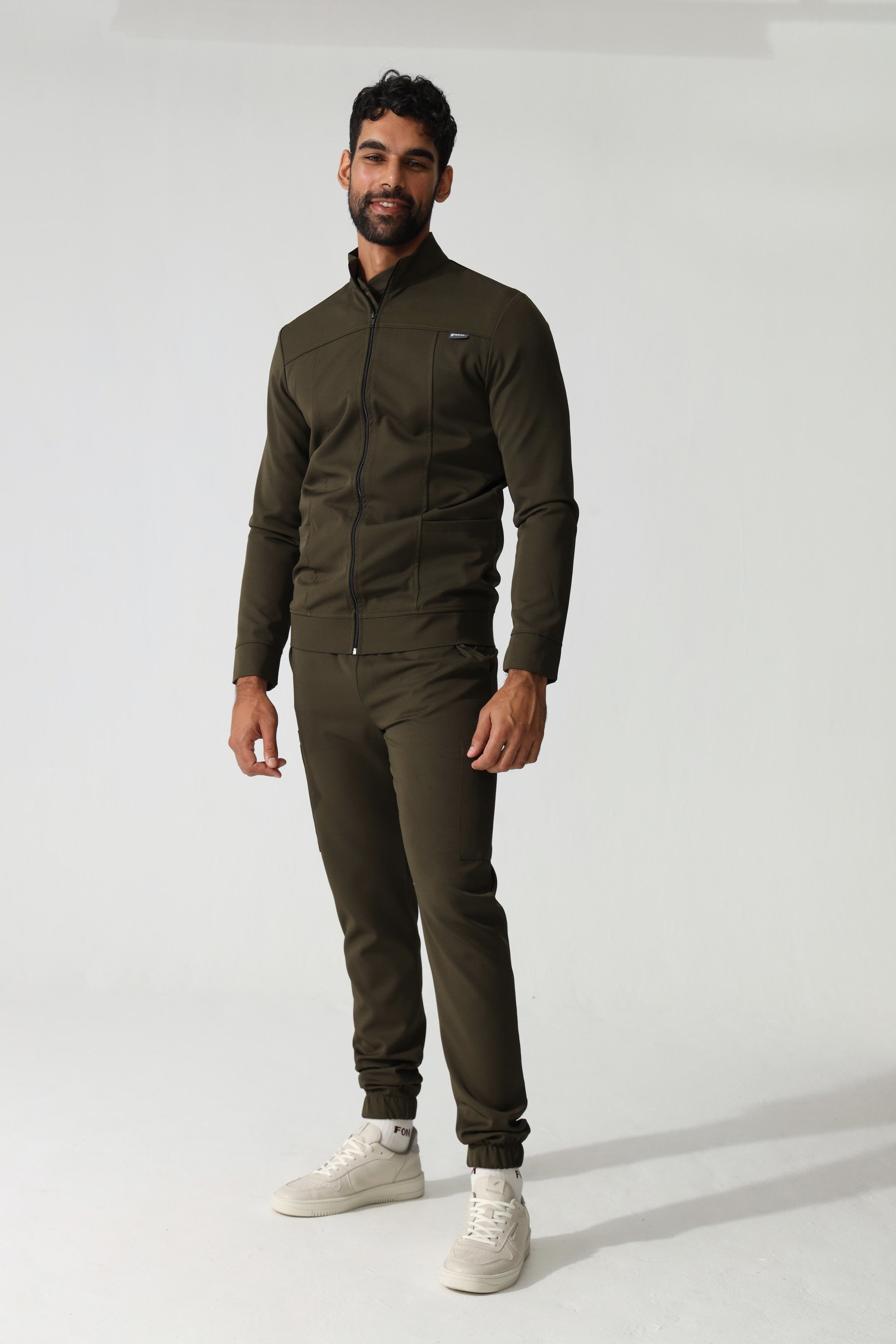 NEW MEN'S PULSE JACKET - Greens Medi Scrubs South Africa - Premium Medical Uniforms & Apparel - Delivery Across SA 