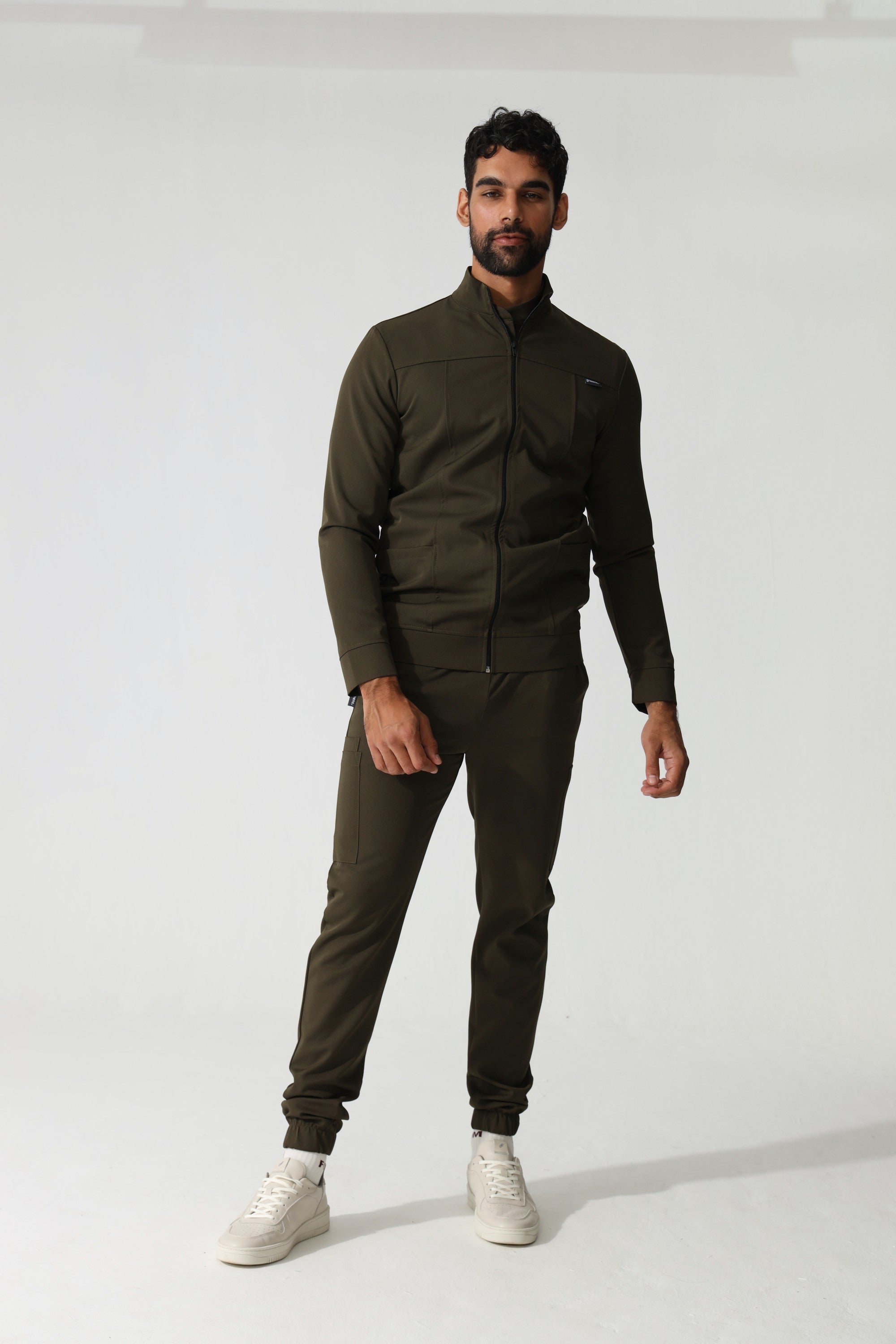 THE MENS X-SLIM JOGGER PANTS - Greens Medi Scrubs South Africa - Premium Medical Uniforms & Apparel - Delivery Across SA 