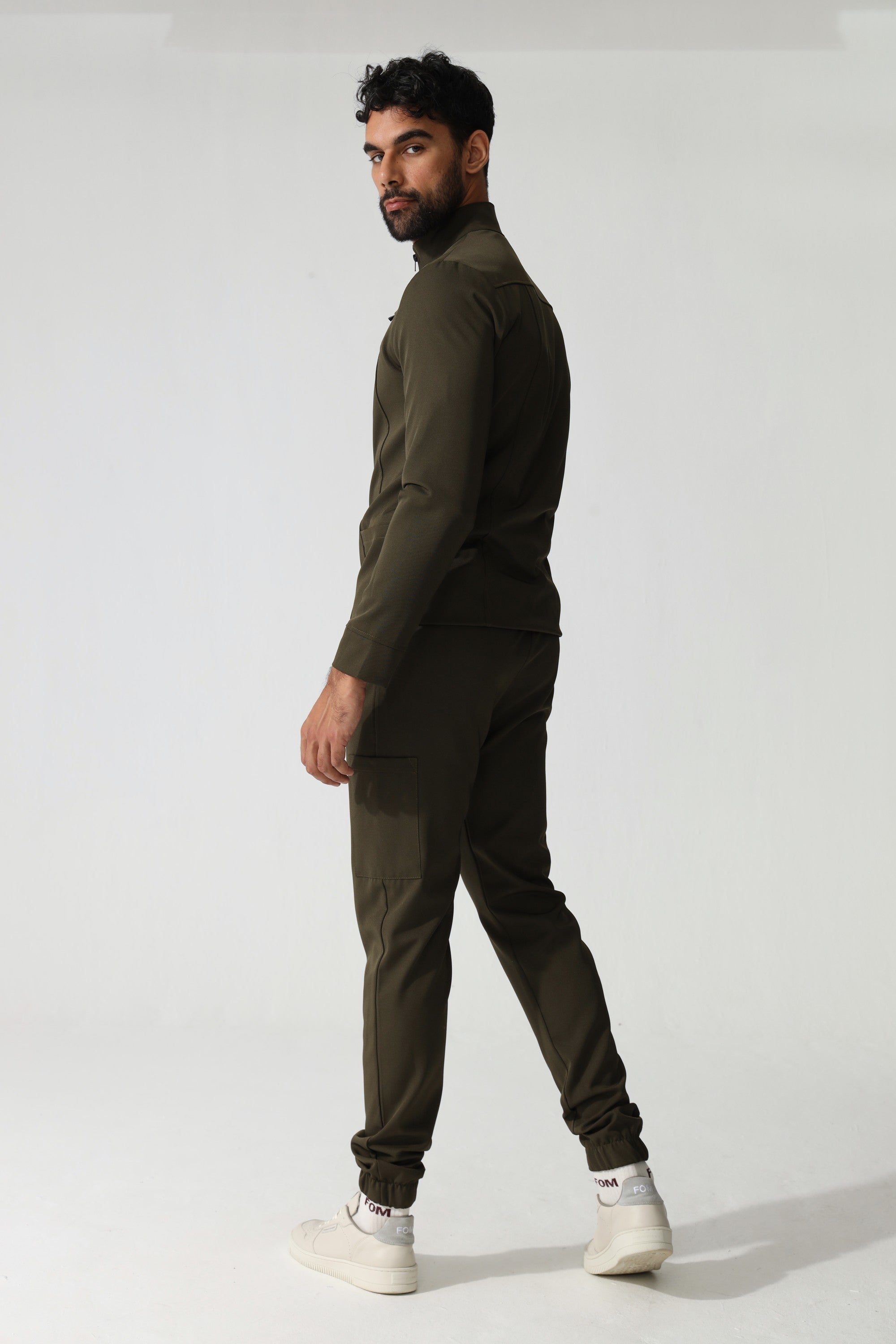 THE MENS X-SLIM JOGGER PANTS - Greens Medi Scrubs South Africa - Premium Medical Uniforms & Apparel - Delivery Across SA 