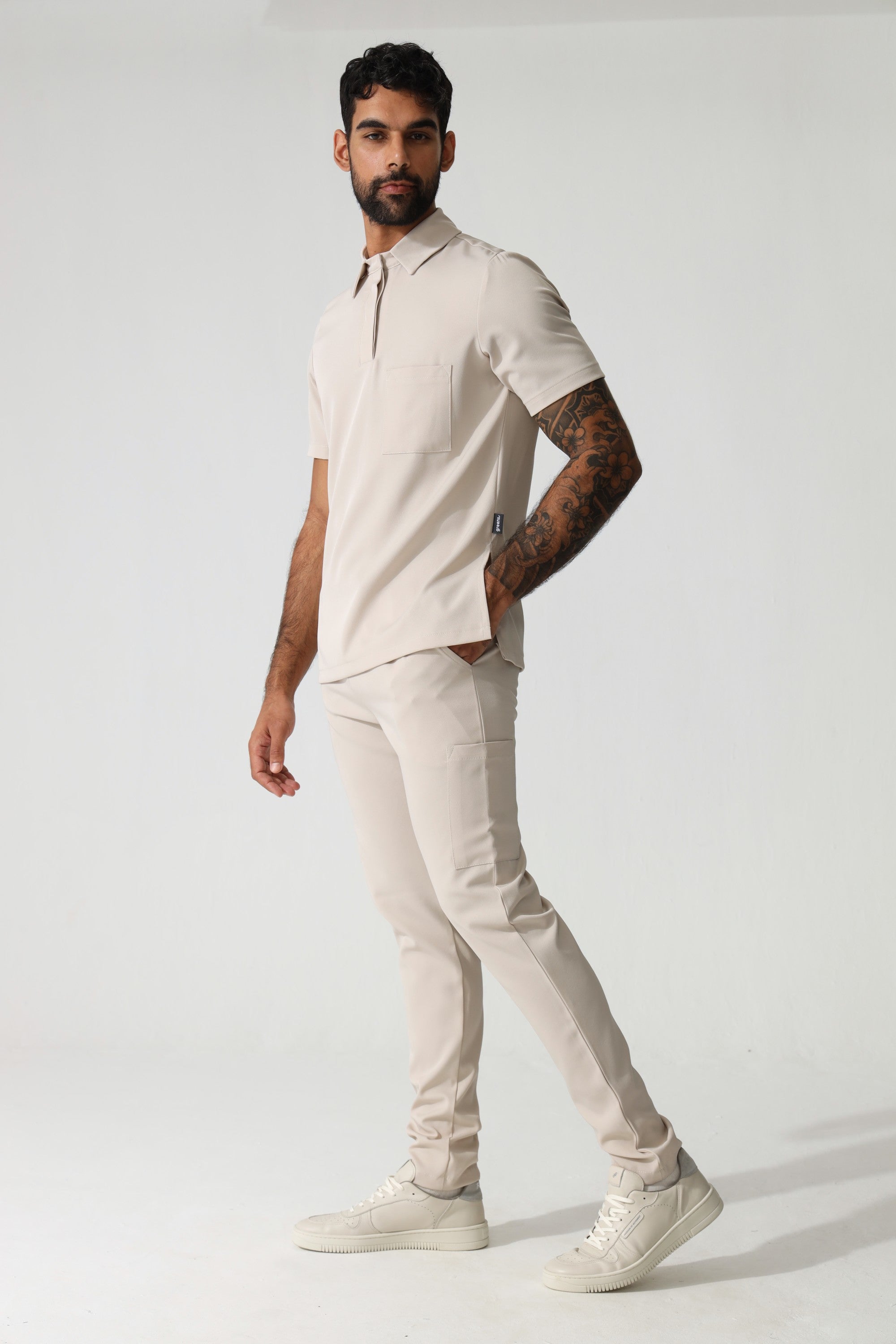 NEW MENS PRO-COLLARED TOP - Greens Medi Scrubs South Africa - Premium Medical Uniforms & Apparel - Delivery Across SA 
