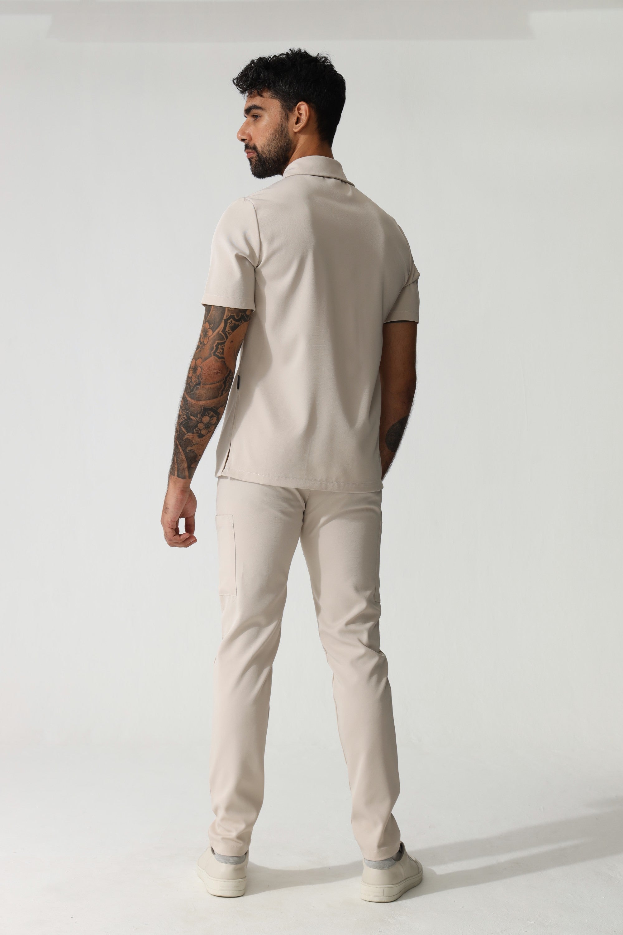 NEW MENS PRO-COLLARED TOP - Greens Medi Scrubs South Africa - Premium Medical Uniforms & Apparel - Delivery Across SA 