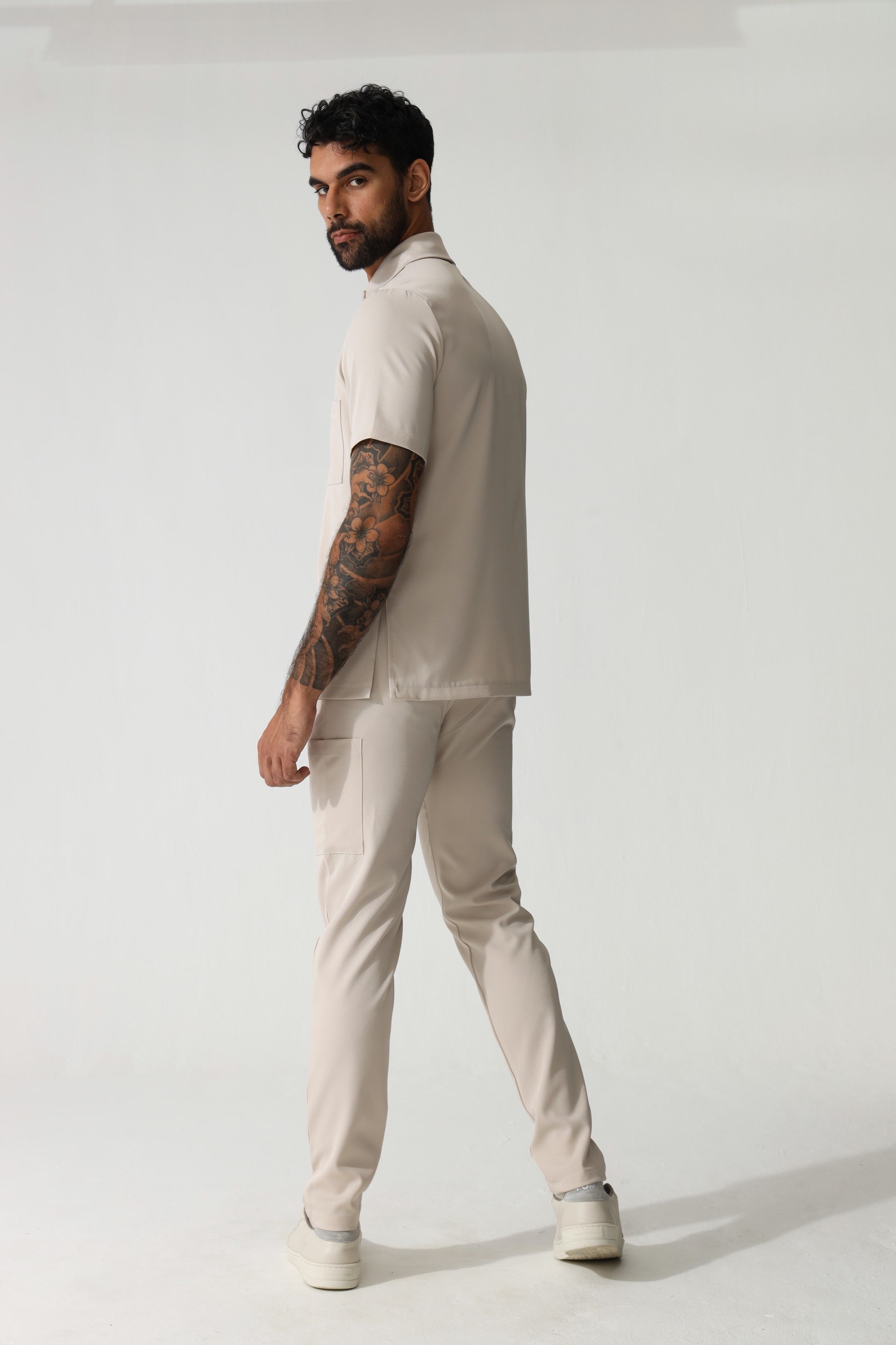 NEW MENS PRO-COLLARED TOP - Greens Medi Scrubs South Africa - Premium Medical Uniforms & Apparel - Delivery Across SA 