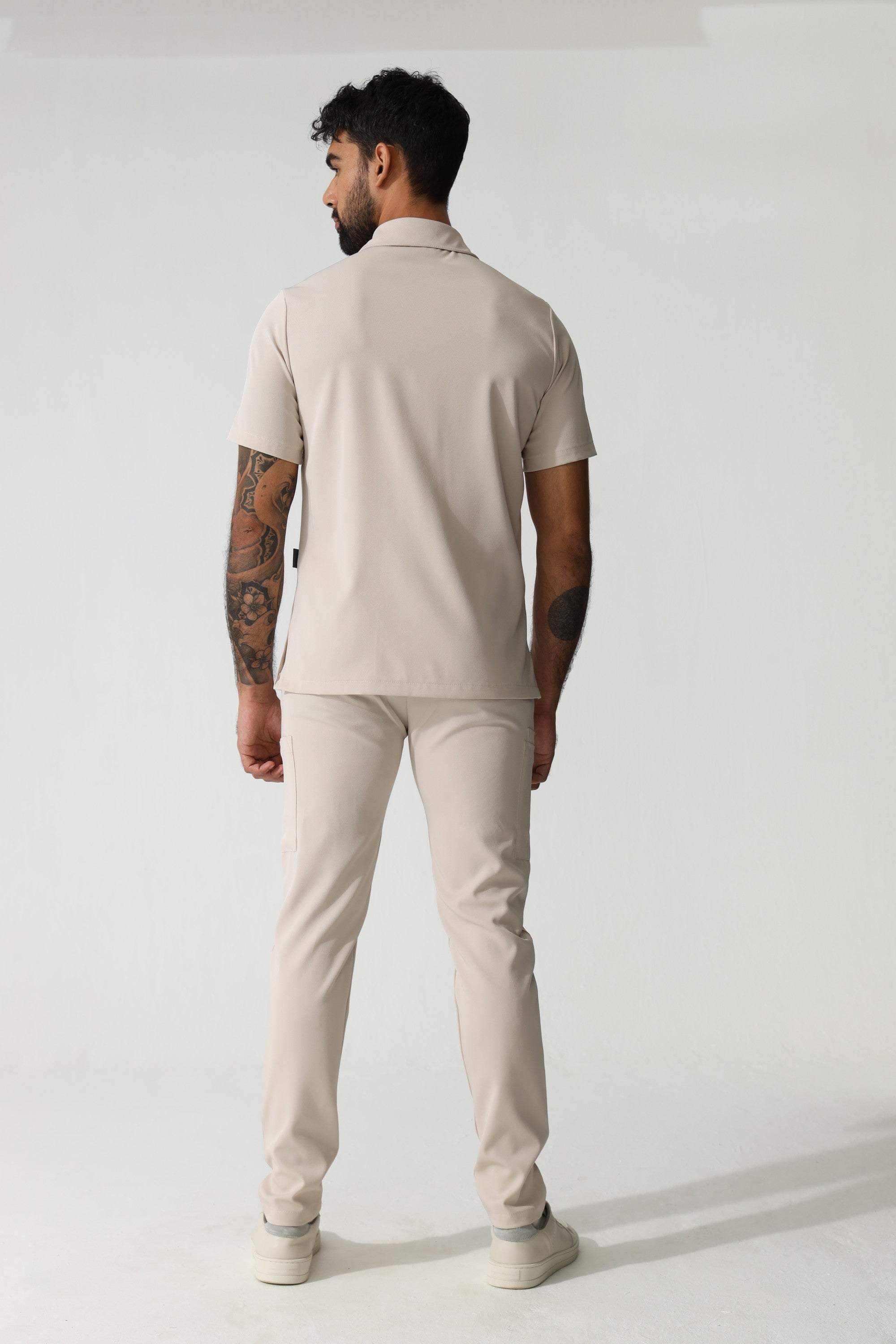 NEW MENS PRO-COLLARED TOP - Greens Medi Scrubs South Africa - Premium Medical Uniforms & Apparel - Delivery Across SA 