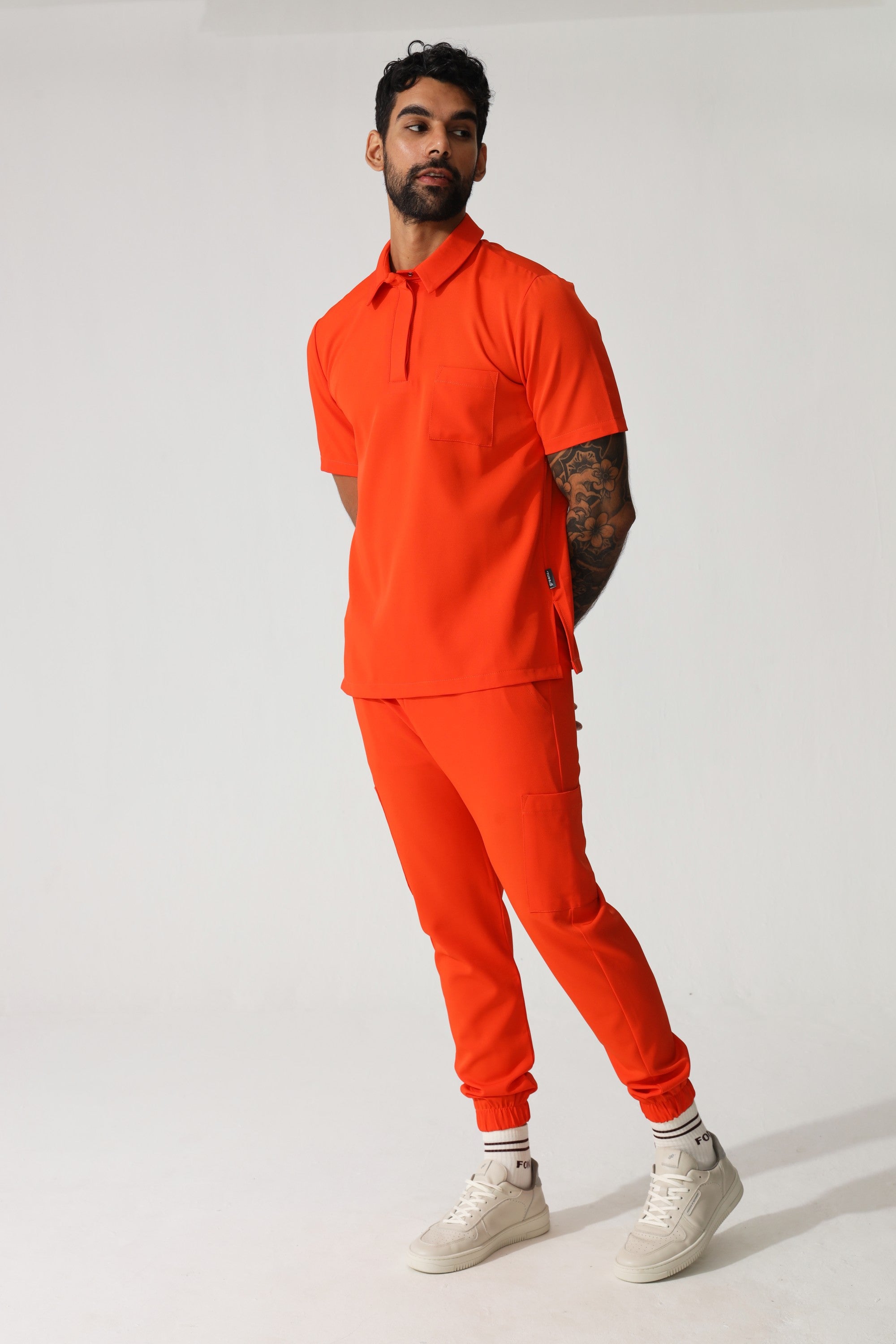NEW MENS PRO-COLLARED TOP - Greens Medi Scrubs South Africa - Premium Medical Uniforms & Apparel - Delivery Across SA 