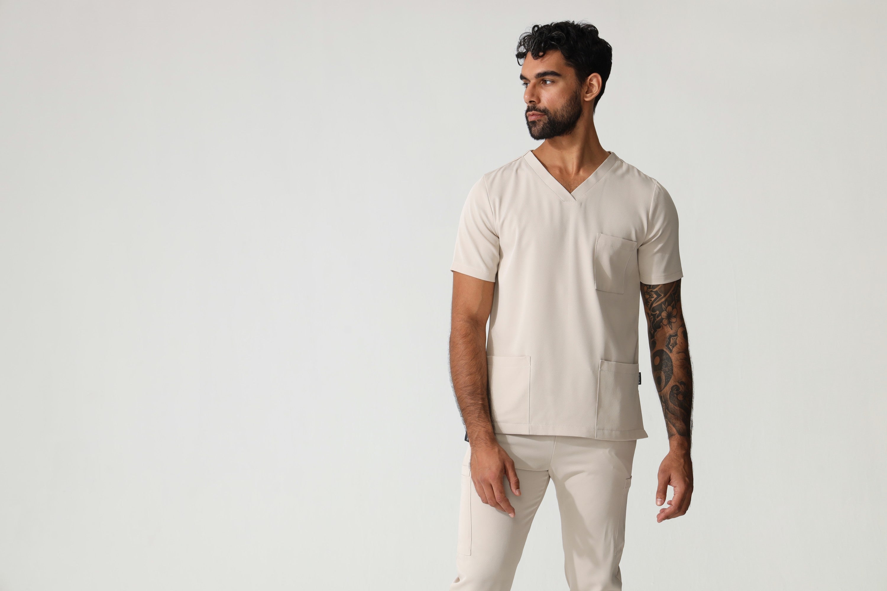 THE MENS V-NECK TOP - Greens Medi Scrubs South Africa - Premium Medical Uniforms & Apparel - Delivery Across SA 