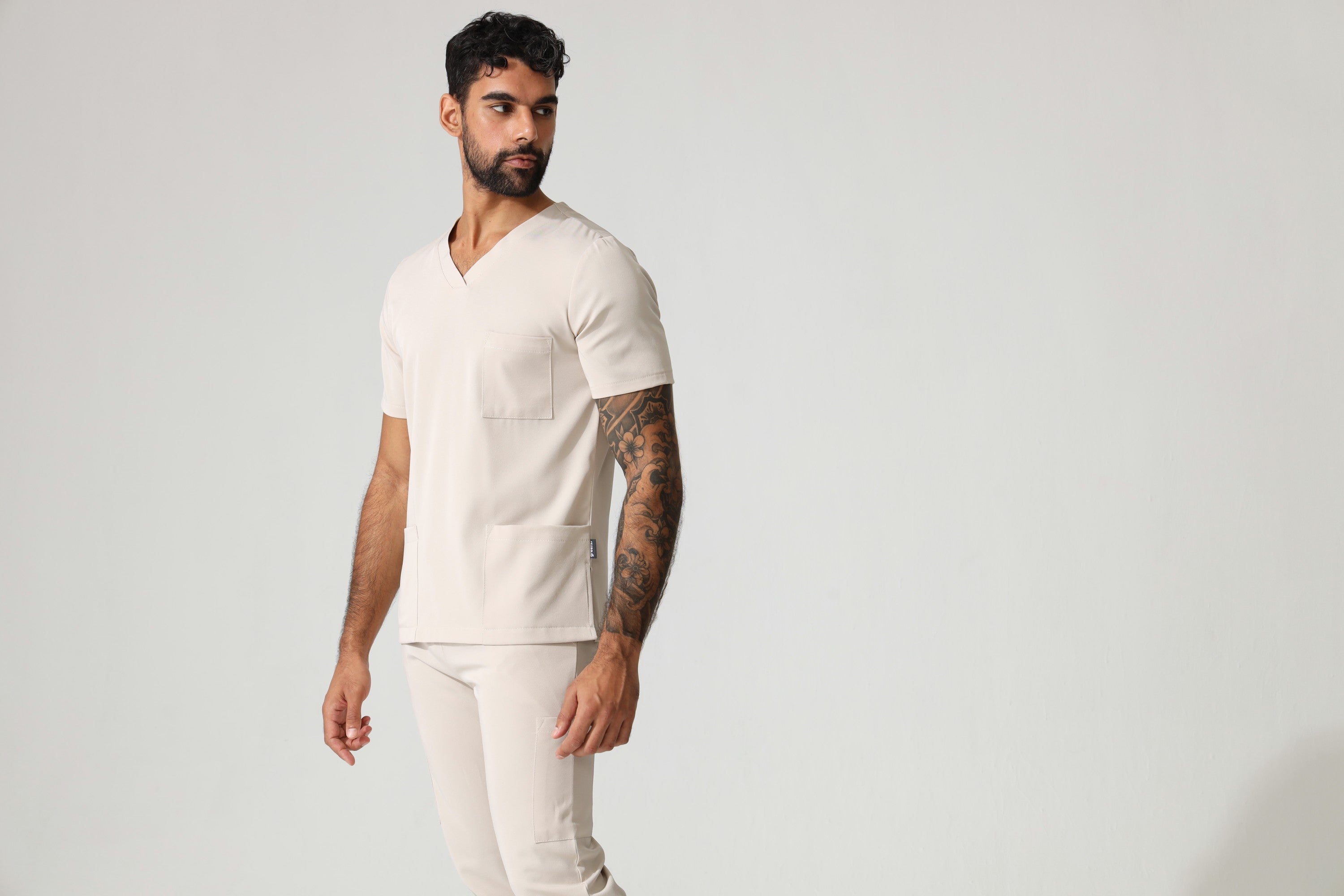 THE MENS V-NECK TOP - Greens Medi Scrubs South Africa - Premium Medical Uniforms & Apparel - Delivery Across SA 