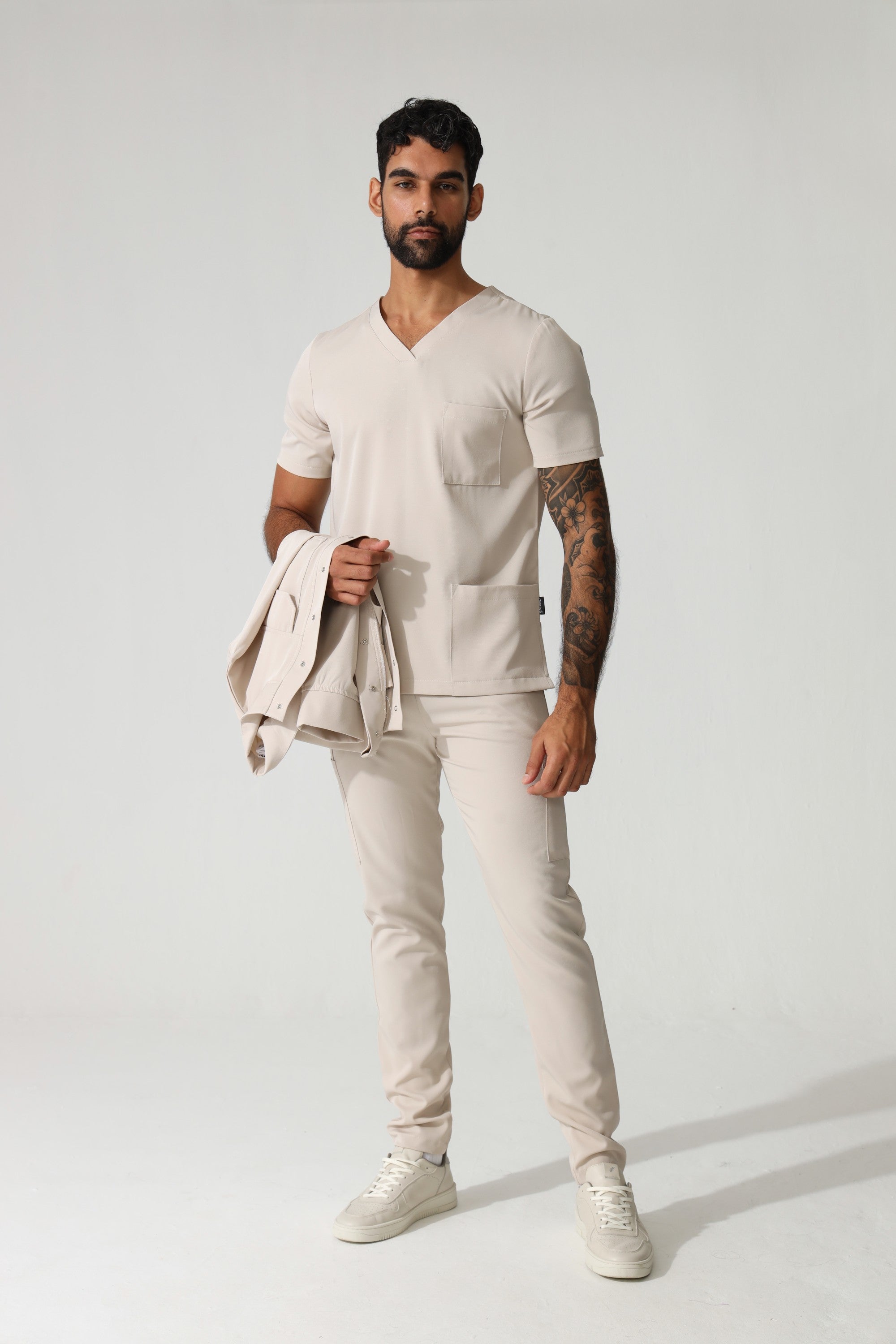 THE MENS V-NECK TOP - Greens Medi Scrubs South Africa - Premium Medical Uniforms & Apparel - Delivery Across SA 