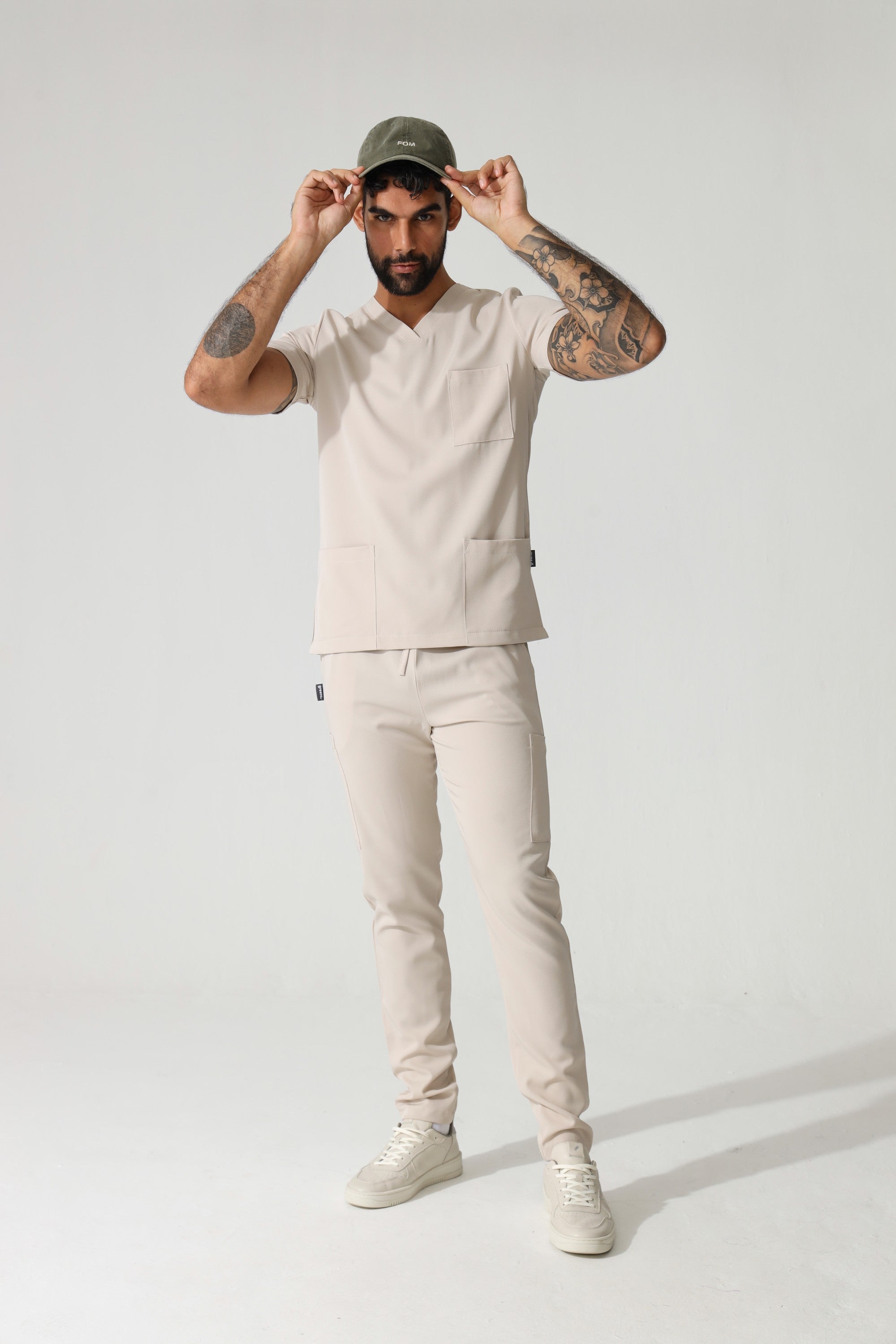 THE MENS V-NECK TOP - Greens Medi Scrubs South Africa - Premium Medical Uniforms & Apparel - Delivery Across SA 
