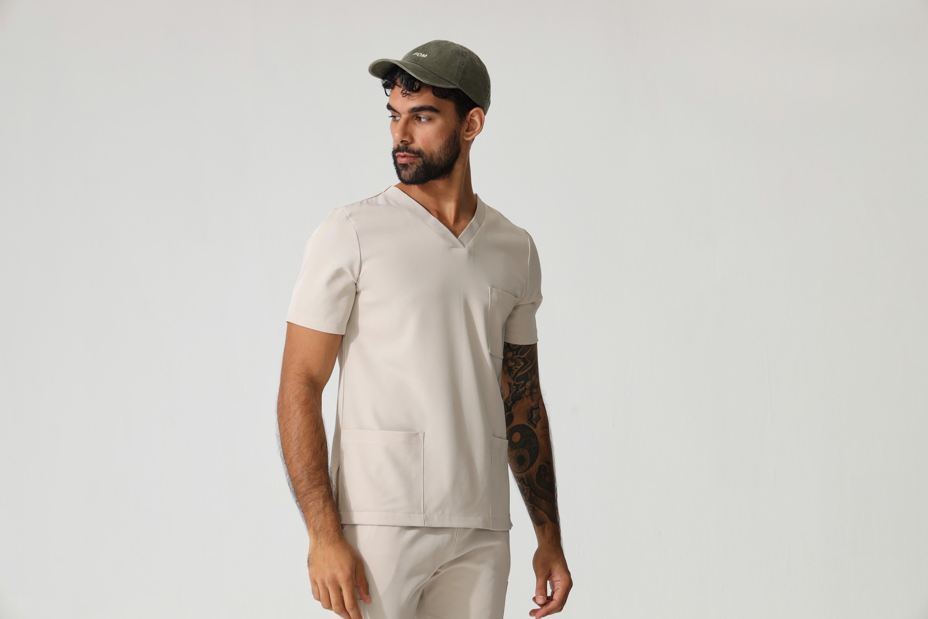 THE MENS V-NECK TOP - Greens Medi Scrubs South Africa - Premium Medical Uniforms & Apparel - Delivery Across SA 
