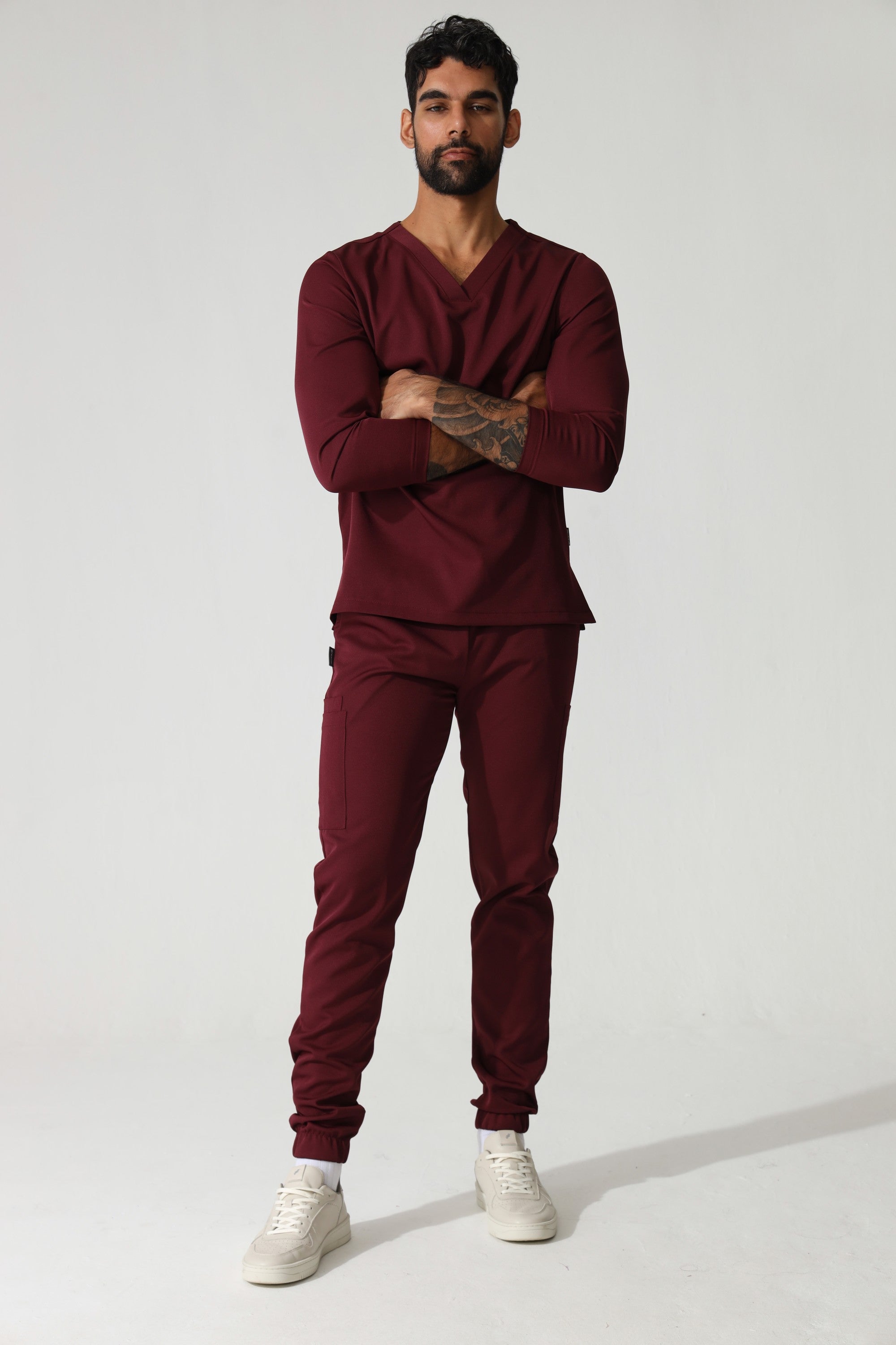 THE MENS V-NECK TOP - Greens Medi Scrubs South Africa - Premium Medical Uniforms & Apparel - Delivery Across SA 