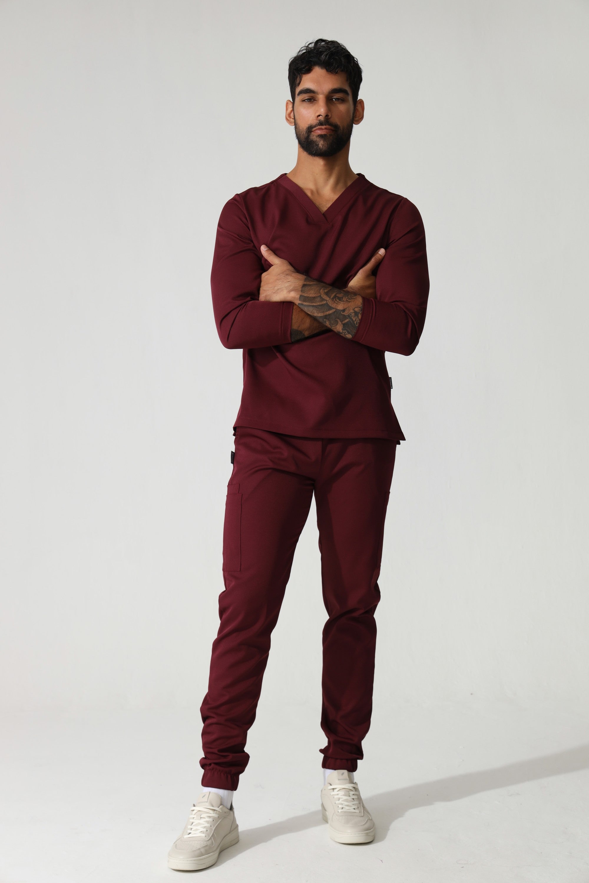 THE MENS V-NECK TOP - Greens Medi Scrubs South Africa - Premium Medical Uniforms & Apparel - Delivery Across SA 