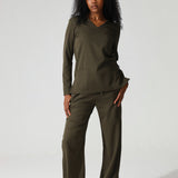 THE LADIES V-NECK LONGSLEEVE TOP - Greens Medi Scrubs South Africa - Premium Medical Uniforms & Apparel - Delivery Across SA 