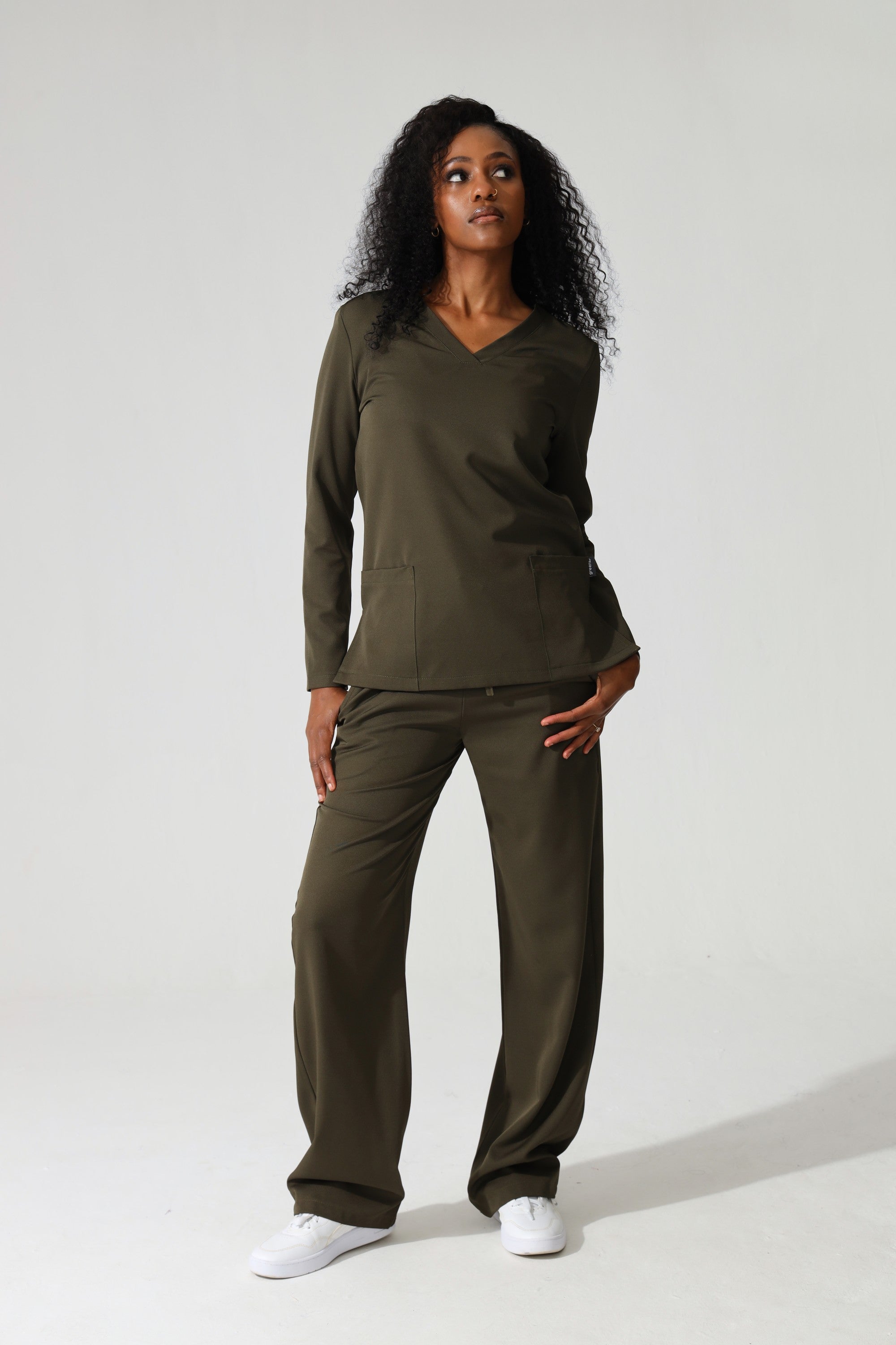 THE LADIES V-NECK LONGSLEEVE TOP - Greens Medi Scrubs South Africa - Premium Medical Uniforms & Apparel - Delivery Across SA 