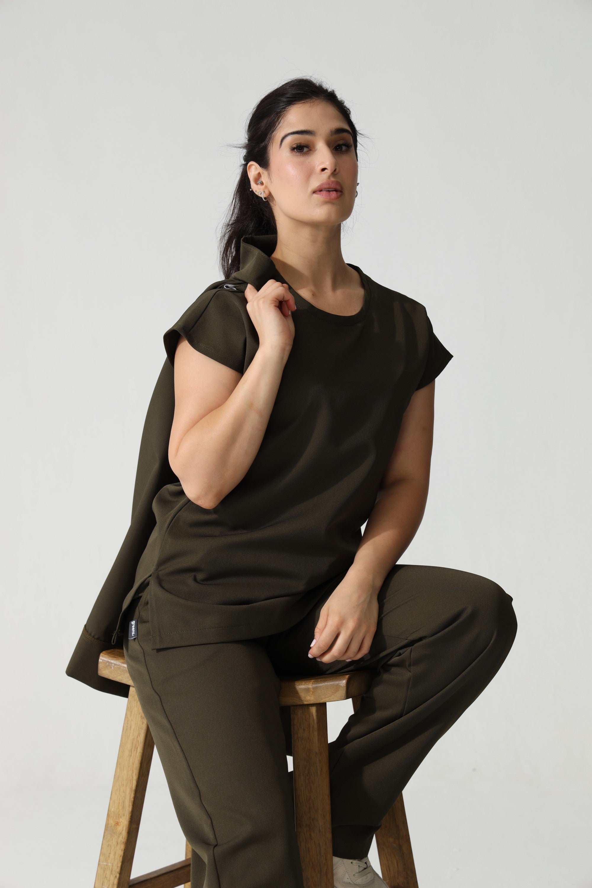 NEW LADIES ROUND PETAL TOP - Greens Medi Scrubs South Africa - Premium Medical Uniforms & Apparel - Delivery Across SA 